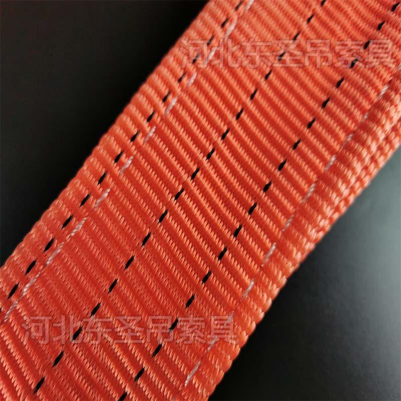從某些方面來講吊裝帶擁有比金屬吊索具還要高的強(qiáng)度